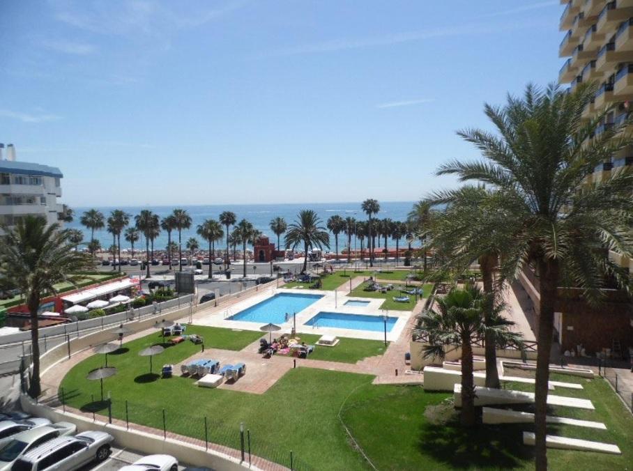Aloha Playa Apartment Benalmadena Luaran gambar